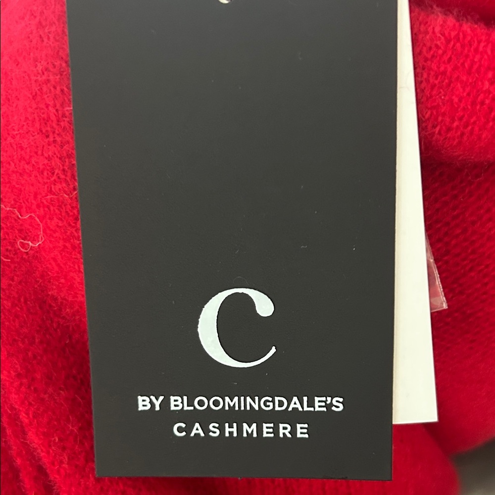 NWT C by Bloomingdales Cashmere Red Women's Shawl - Picture 5 of 6